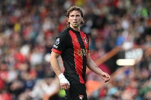 罗马诺：巴黎正加速推进樱桃后卫扎巴尼的转会，交易已接近完成