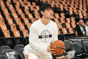 马健：曾凡博连中国赛都没机会后续就更没机会了 第1场他没准备好
