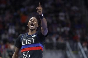 超高性价比!贾旺特·格林11中7高效拿下20分4板2断